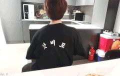 우리 뮤비중에 1억 넘는거 있어?