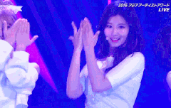 애써 나를 피하지는마