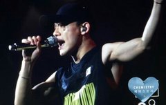 대만에서 민소매라니