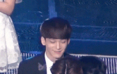 씹덕이 터지는 첸