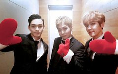 얼굴보다 큰 장갑끼고 잘생뿜