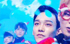 음악중심 장갑으로 빙의