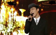 5년전 데뷔직전 이 무대에서 신고식한 종대