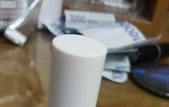 이건 매니큐어 바르기전에 바르는거야