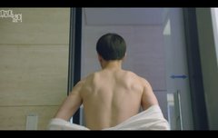 우주오빠 등근육ㅜㅠㅠㅠㅠ