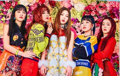 뮤비 1억뷰 찍자. 스밍돌리고 실검.