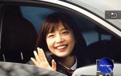 교복입고 인가 퇴근하는 수영이