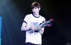 오늘 노래 ㅆㅇ에 레오 나와?