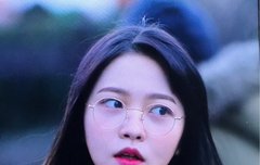 앞머리깜+안경+흑발 = 쓰니D지는날