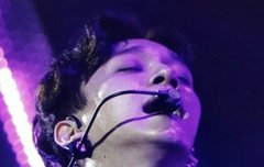 무대에서 섹쉬미 퍽팔!