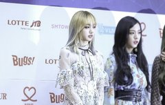 리사 몸매 쩐다