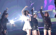 컴백기념짤털이하자!