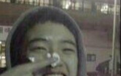 경수 웃는 거 여전히 예뻐