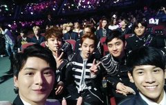 엑소 kristps님 인스타 업뎃