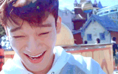 종대 웃는거 넘  상콤터진다.