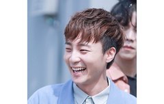 비오니까 더보고시프다