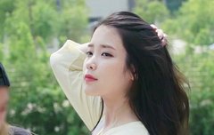 그냥 아이유 팬질 같이 할사람??