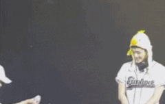 인형으로 심술부리는중