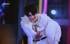 팬들보는 눈빛 진짜 꿀떨어져ㅠㅠ