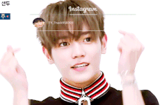 반짝반짝 동공이 데구르릉