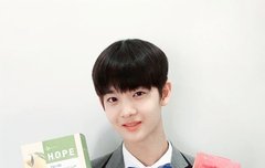 근데 그 순위식때 진영이 약간 운듯