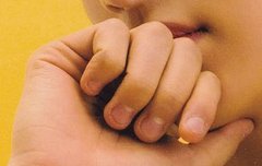 동혁이 손톱ㅋㅋㅋ