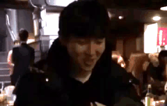 한진포차에서 자기음원나올때 반응