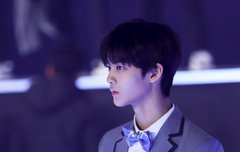 얘 왜케 잘생겼어요?