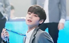 아 금요일 언제옴..