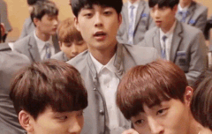 투표는 다들 하고있지히힣