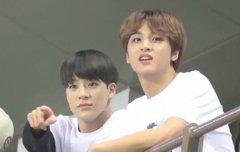 오랜만에 얼굴보니까