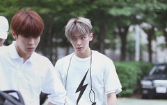 다리가 긴 태용이