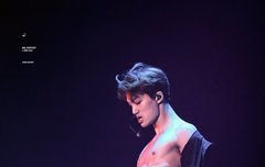 종인이 복근 만드느라 노력많이했다는게