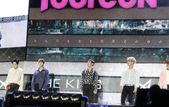 아이돌가수 "더킹"