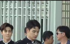 오늘은 드콘이구나!