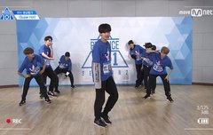 아니 애들 자세가 넘 웃기자낰ㄷㅋㄷㅋㄷㅋㄷㄱㄷㄱㄷㅋ