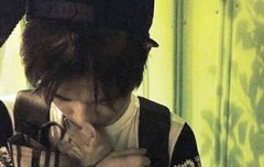 애완묘 안고 담배피우는 걸로 의심되는 프듀 데뷔 확정 멤버