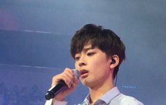 유선호 ㅆㅂ 젼나 잘생겨서 롬곡나와