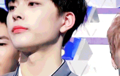 나 약간 지금 유서노 굉장히 사랑해