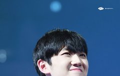 너네 친구들끼리 개인으로 거울 만들 때 홈마 ㅛㅏ진 쓰냐?