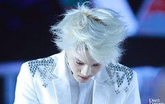 백발탈색한 종인