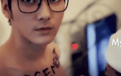 핫한남자애론..