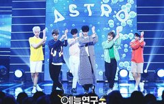 아스트로 입덕 위기입니다ㅠㅁㅠ