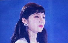 배추 앞머리 볼수록 커엽다