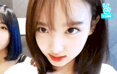 어제자 그저 레전드인 나연이