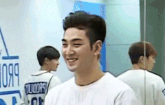 동호한테 어깨 넓다고 하면