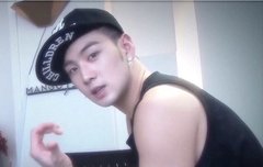 동호보고싶다..