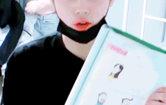 이거 얼굴은 애긴데