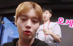 지훈이 같은말 2번하는거