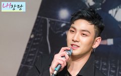 나 방금 티켓팅 성공..